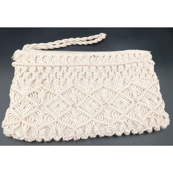 Crocheted boho macrame‎ cream wristlet purse 8.5" x 5" - Picture 1 of 3